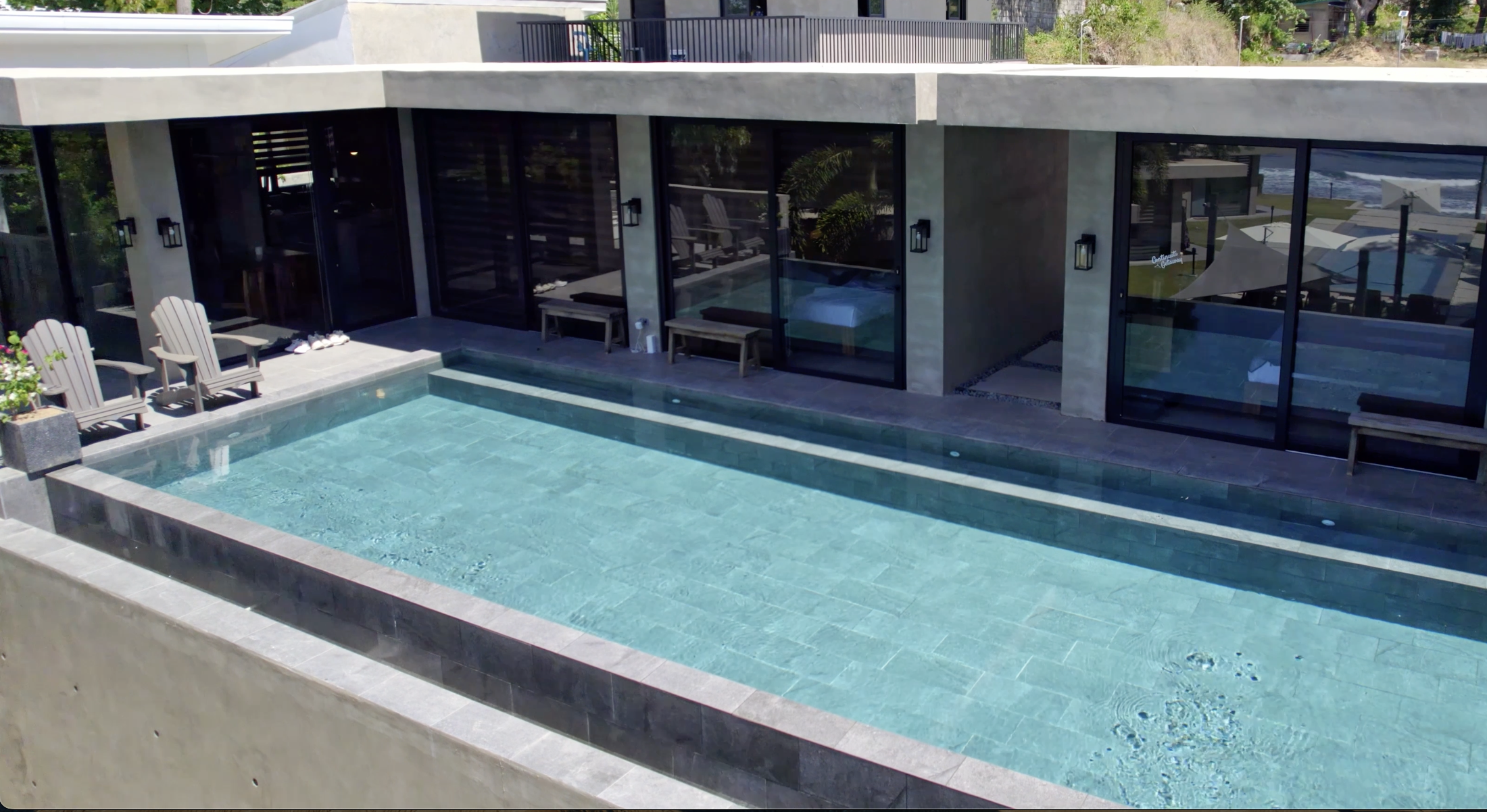 Private Infinity Pool
